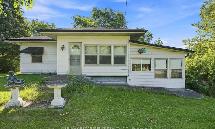 698 York Road