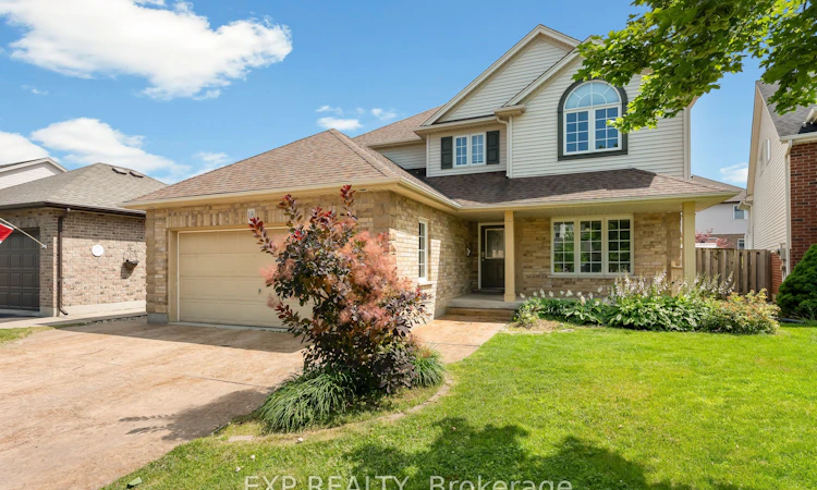 18 Briarwood Drive