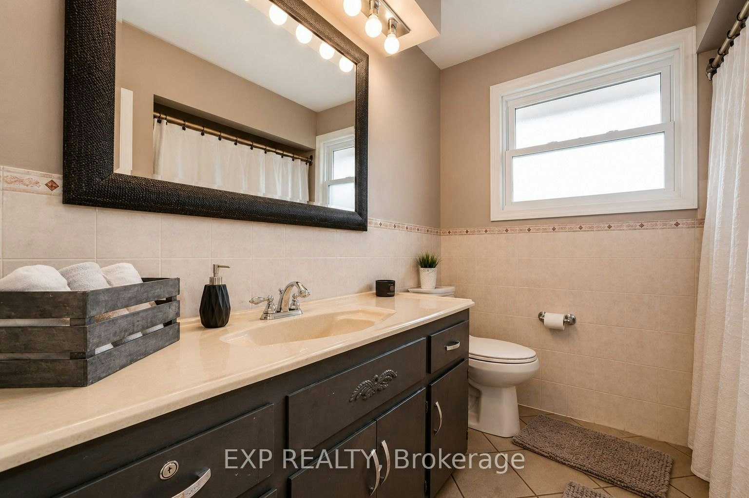 33 Fairlawn Road, Kitchener, ON, N2C 1X8 - 25