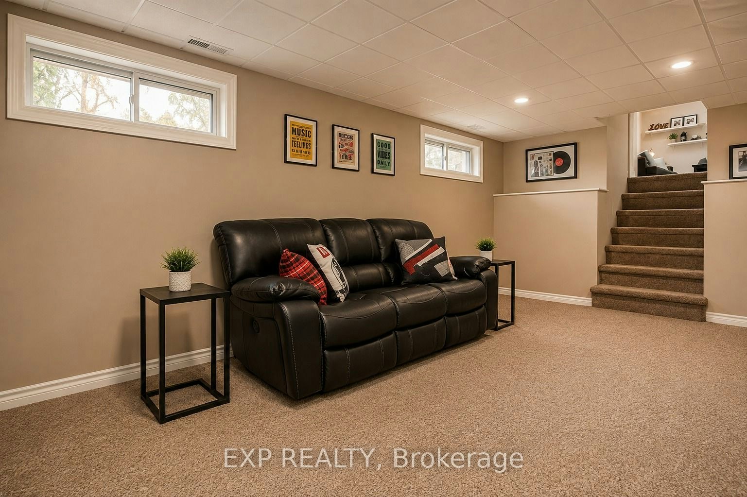 33 Fairlawn Road, Kitchener, ON, N2C 1X8 - 27