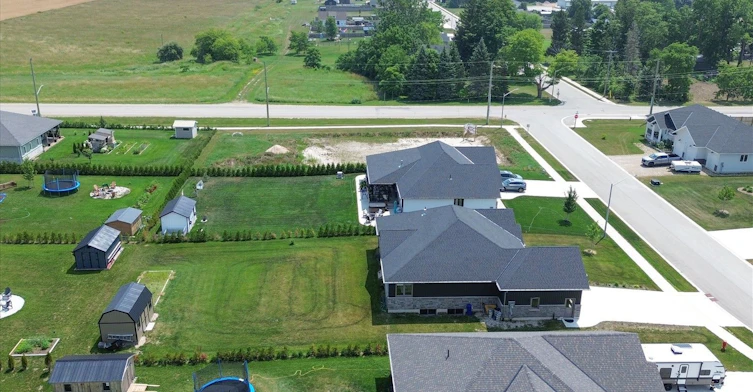 11 Mctavish Crescent, Huron Kinloss, ON, N0G 2R0 - 38