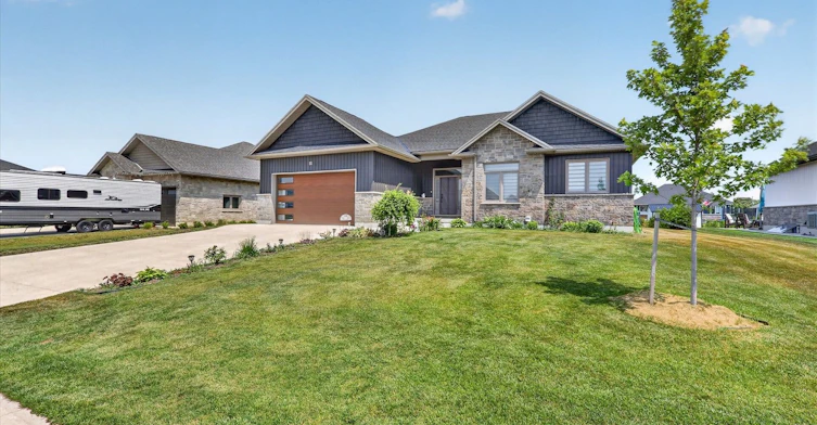 11 Mctavish Crescent, Huron Kinloss, ON, N0G 2R0 - 4