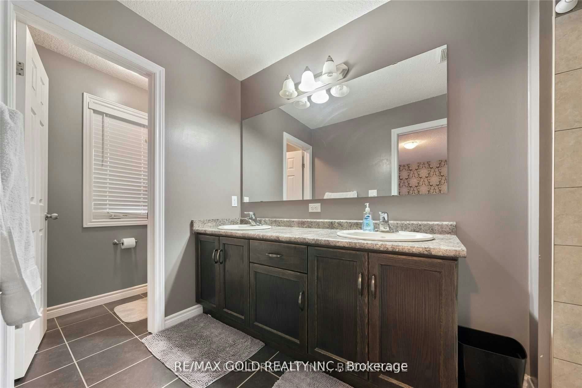 1376 Caen Avenue, Woodstock, ON, N4T 0J3 - 6
