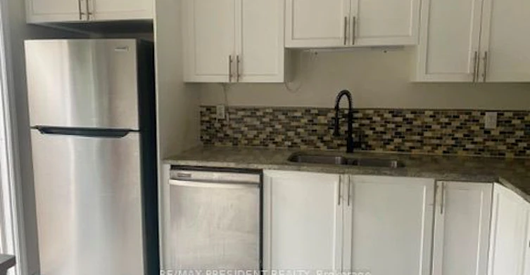 4 Avedisian Street, Brantford, ON, N3T 0G8 - 5