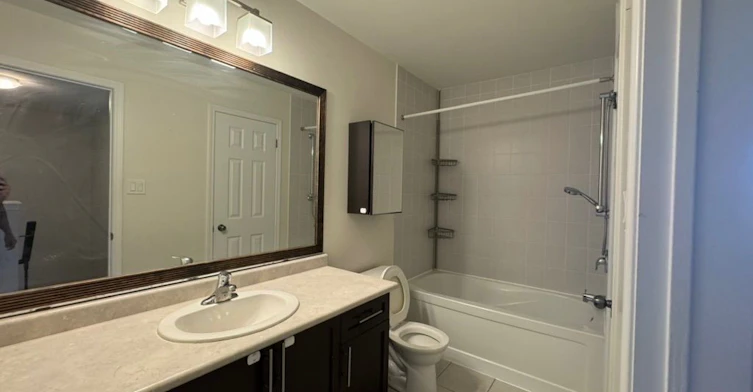 4 Avedisian Street, Brantford, ON, N3T 0G8 - 7
