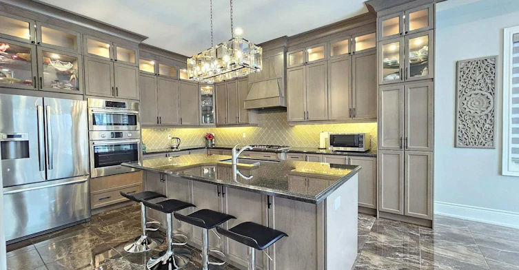 227 Humphrey Street, Hamilton, ON, L8B 1X4 - 10
