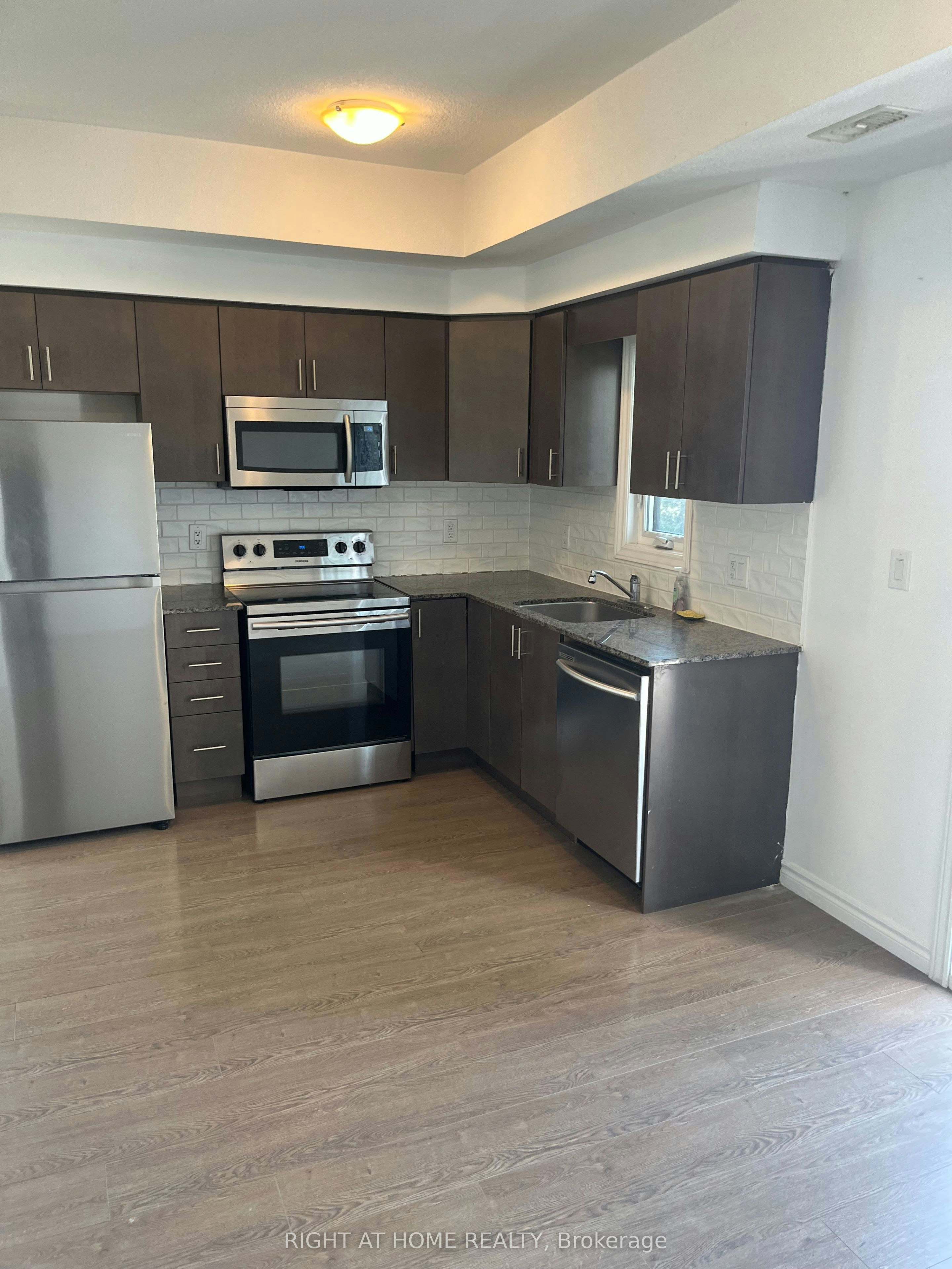 3A-1430 Highland Road W, Kitchener, ON, N2N 0C3 - 4