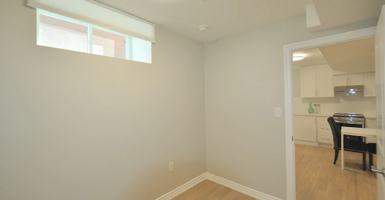 Lower-102 Belmont Avenue, Hamilton, ON, L8L 7M1 - 9