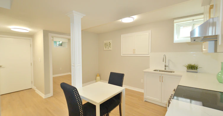 Lower-102 Belmont Avenue, Hamilton, ON, L8L 7M1 - 4