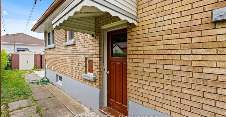92 Margery Avenue, St. Catharines, ON, L2R 6K1 - 4