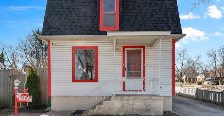 5958 Summer Street, Niagara Falls, ON, L2G 1M3 - 3