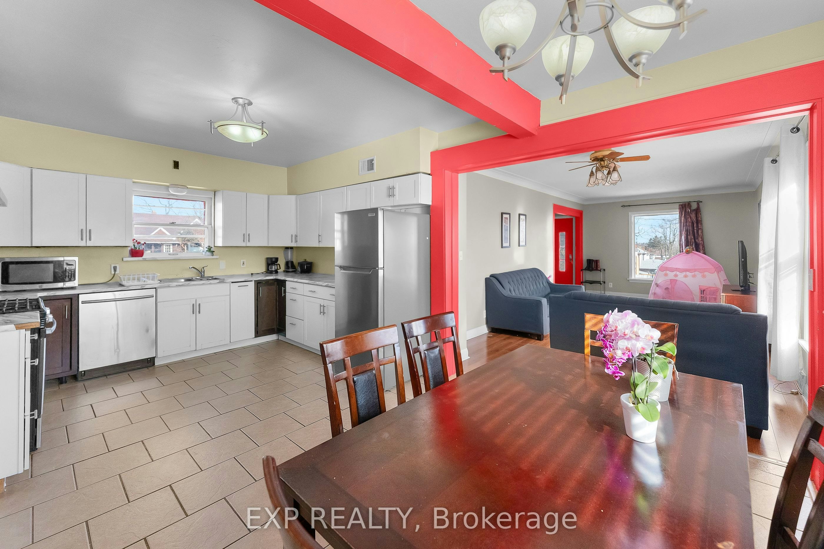 5958 Summer Street, Niagara Falls, ON, L2G 1M3 - 11