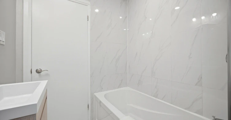 90 Holton Avenue S, Hamilton, ON, L8M 2L2 - 31