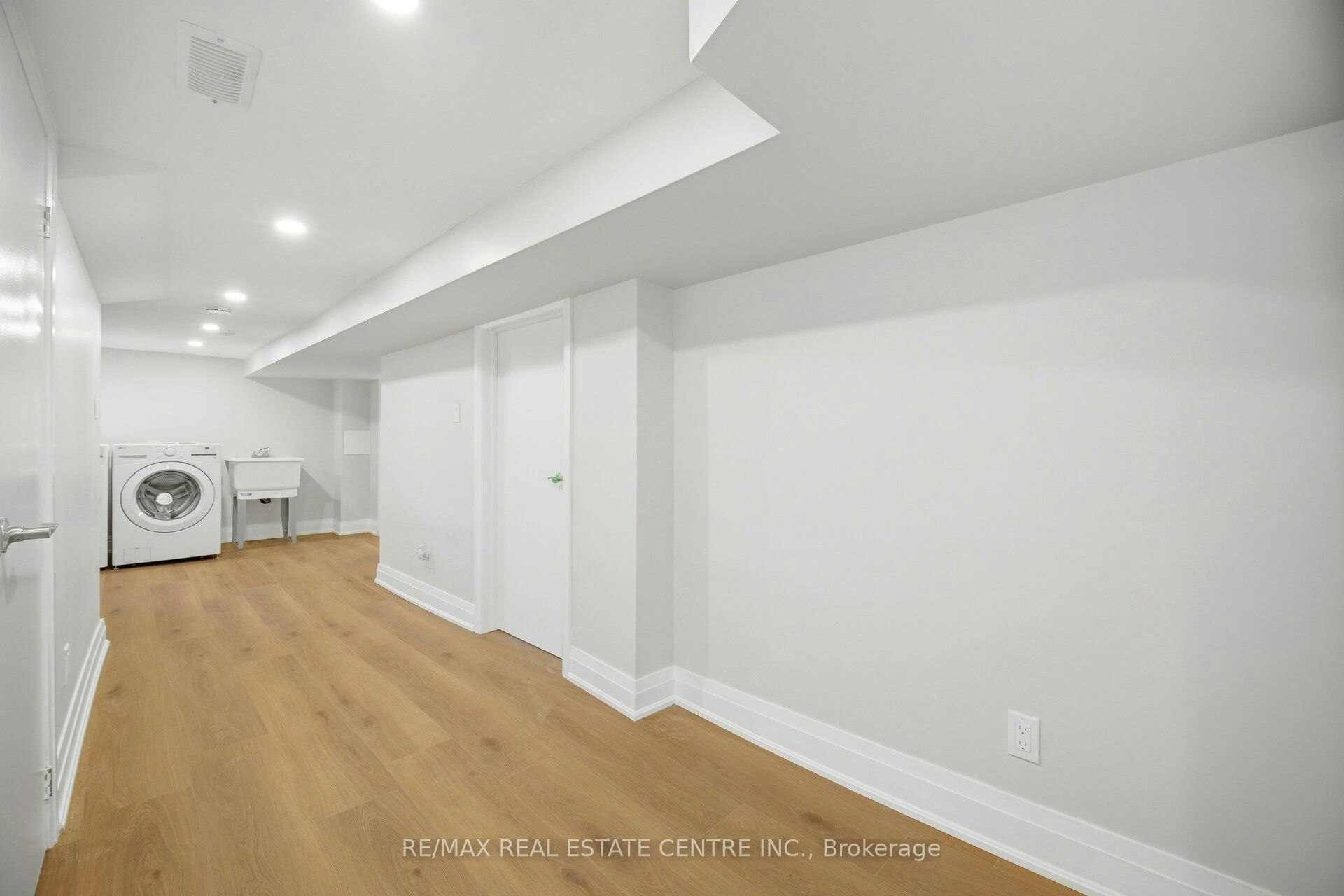 90 Holton Avenue S, Hamilton, ON, L8M 2L2 - 40