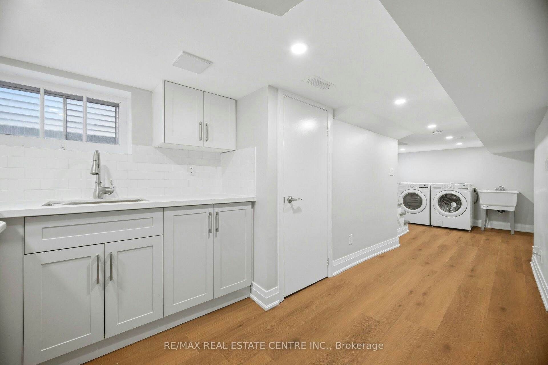 90 Holton Avenue S, Hamilton, ON, L8M 2L2 - 38