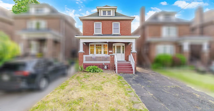 90 Holton Avenue S, Hamilton, ON, L8M 2L2 - 2