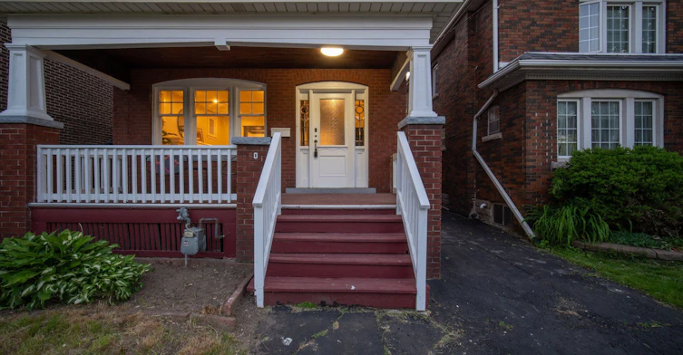 90 Holton Avenue S, Hamilton, ON, L8M 2L2 - 4