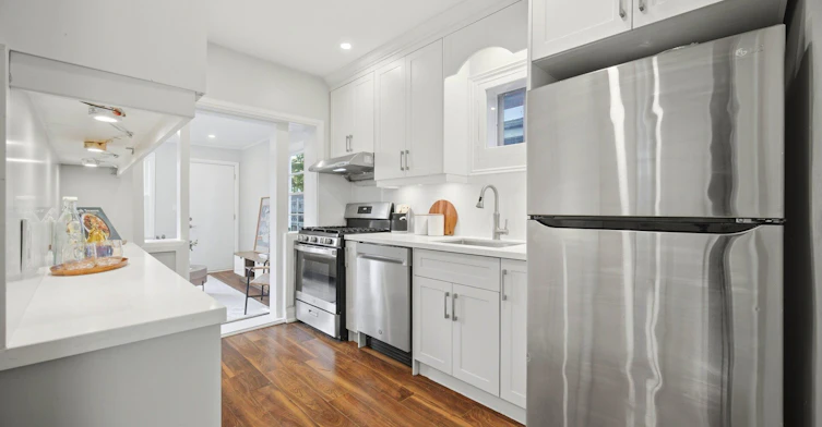 90 Holton Avenue S, Hamilton, ON, L8M 2L2 - 16