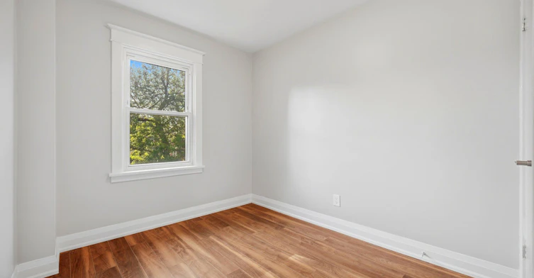 90 Holton Avenue S, Hamilton, ON, L8M 2L2 - 28