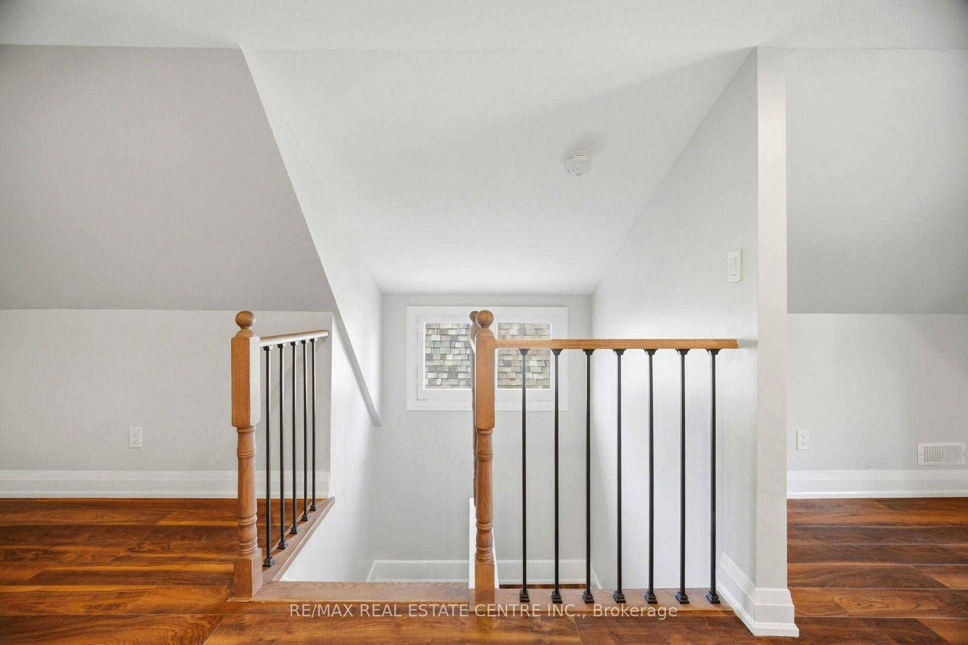 90 Holton Avenue S, Hamilton, ON, L8M 2L2 - 50