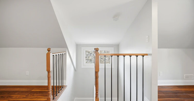90 Holton Avenue S, Hamilton, ON, L8M 2L2 - 50