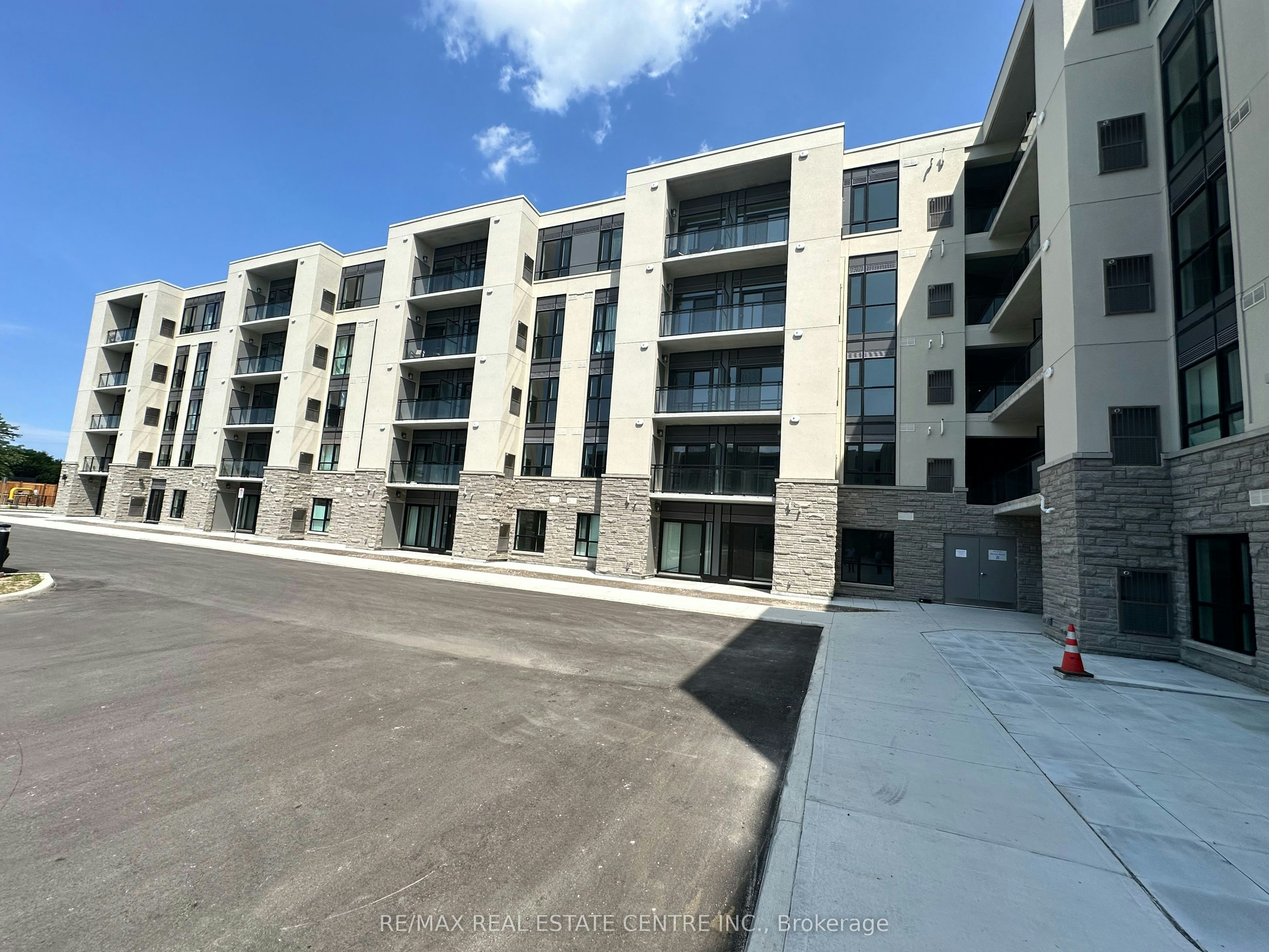 243-50 Herrick Avenue, St. Catharines, ON, L2P 2T9