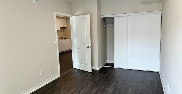 243-50 Herrick Avenue, St. Catharines, ON, L2P 2T9 - 13