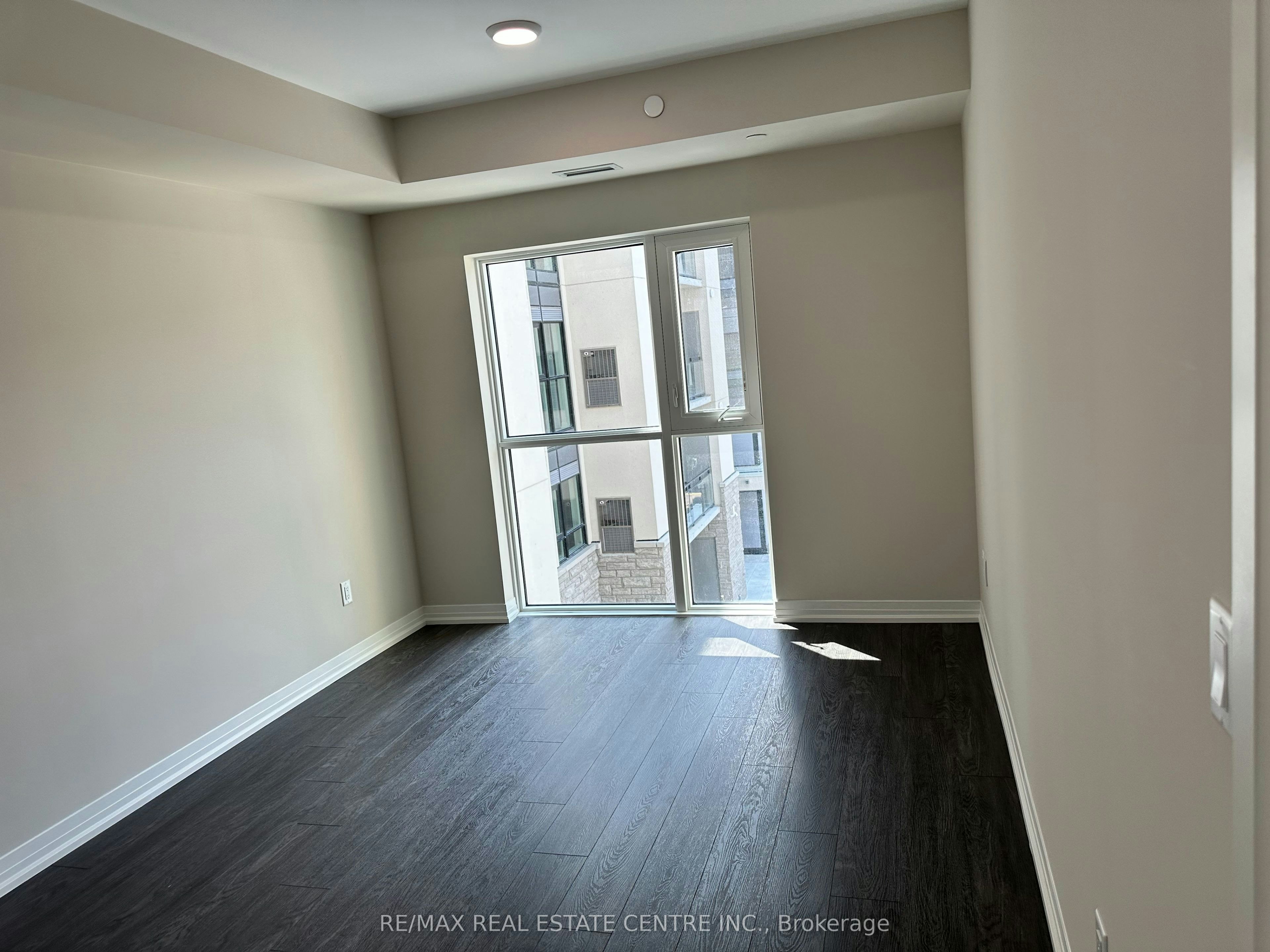 243-50 Herrick Avenue, St. Catharines, ON, L2P 2T9 - 16