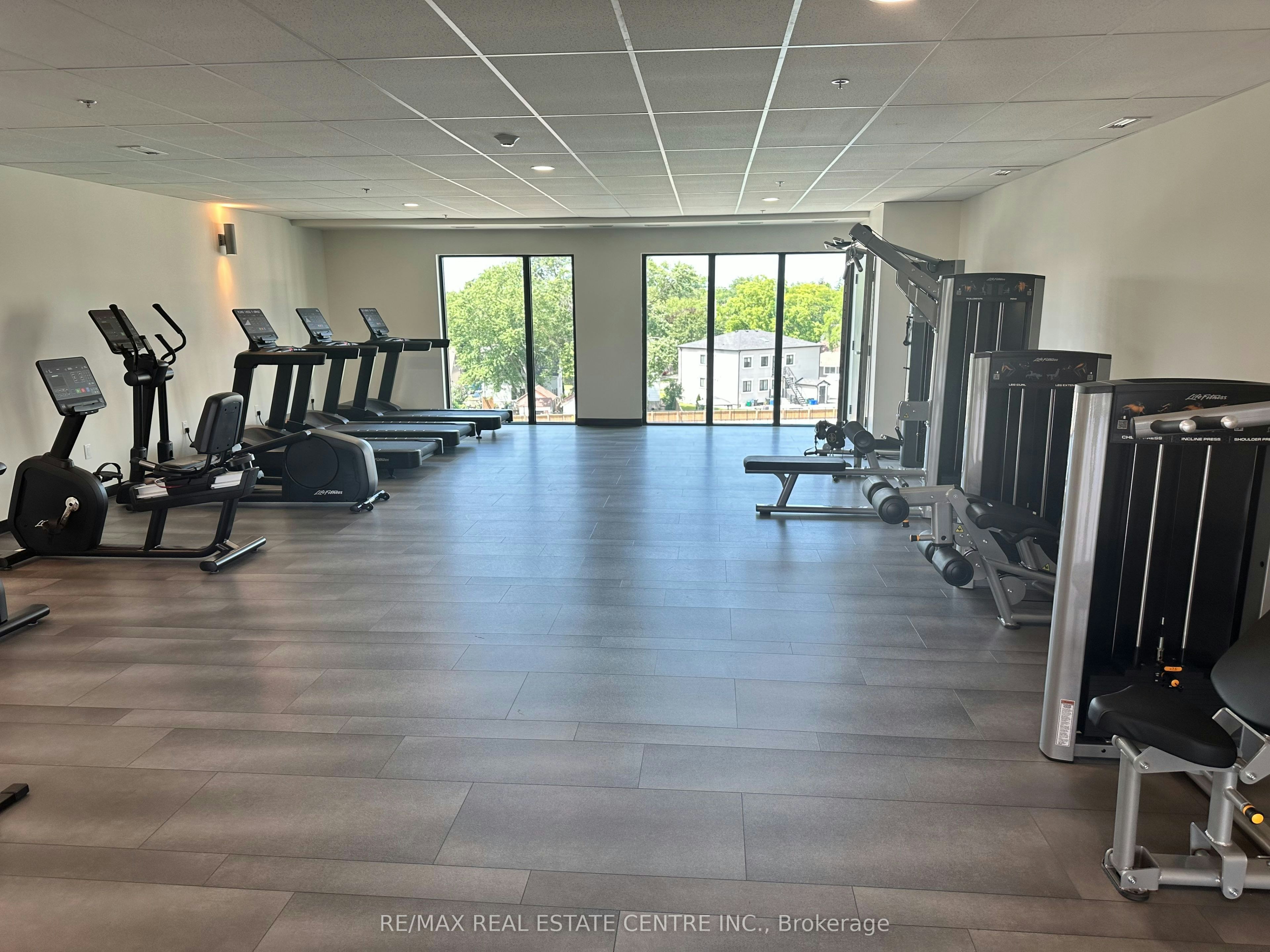 243-50 Herrick Avenue, St. Catharines, ON, L2P 2T9 - 2