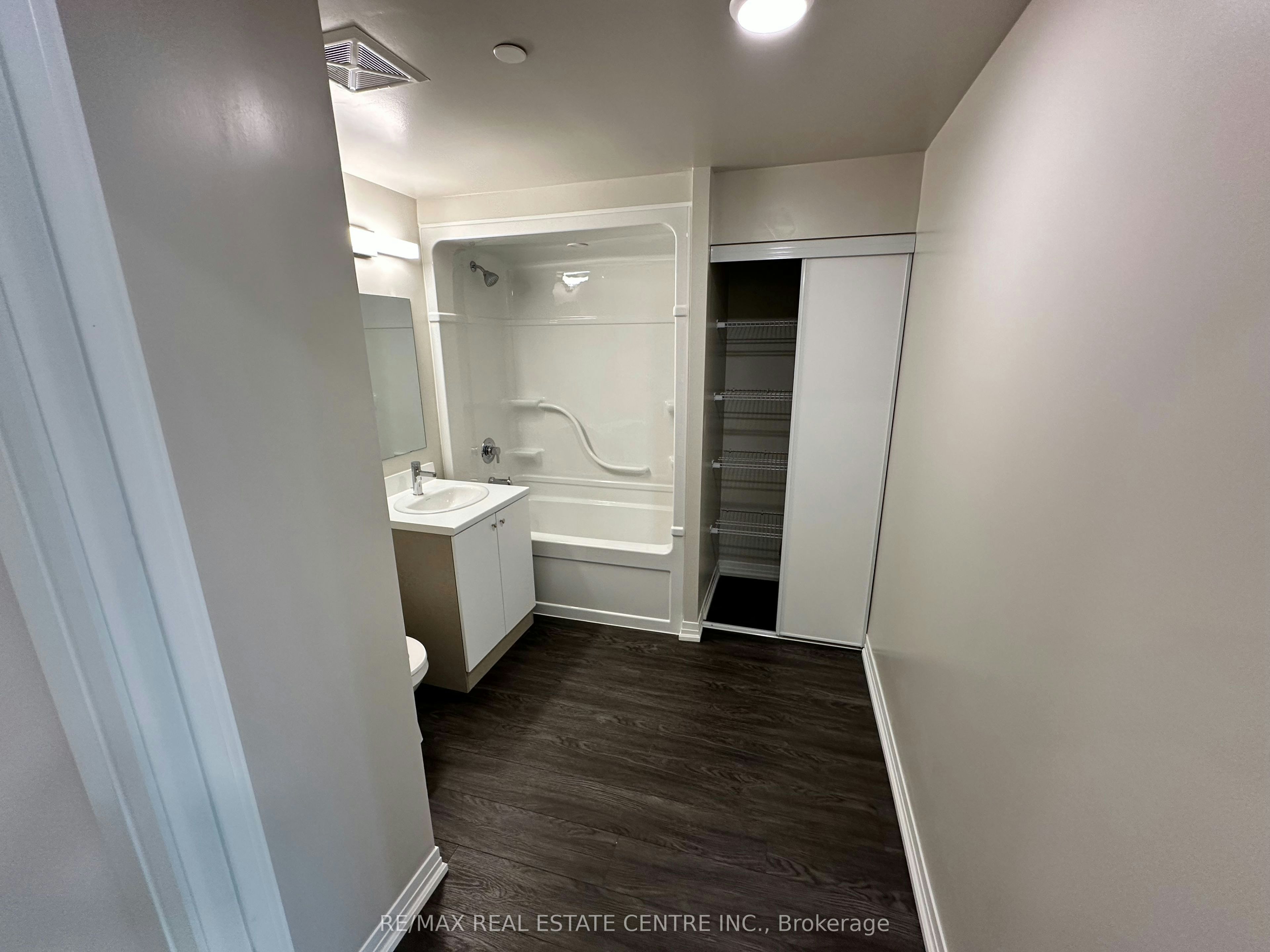 243-50 Herrick Avenue, St. Catharines, ON, L2P 2T9 - 10