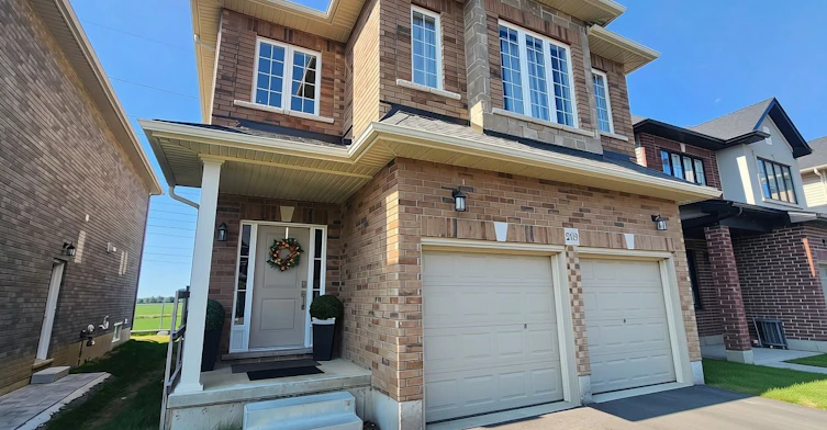 Lower-203 Rockledge Drive, Hamilton, ON, L0R 1P0