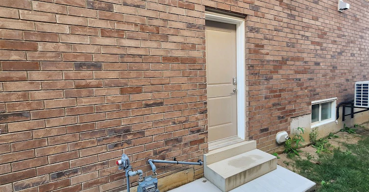 Lower-203 Rockledge Drive, Hamilton, ON, L0R 1P0 - 2