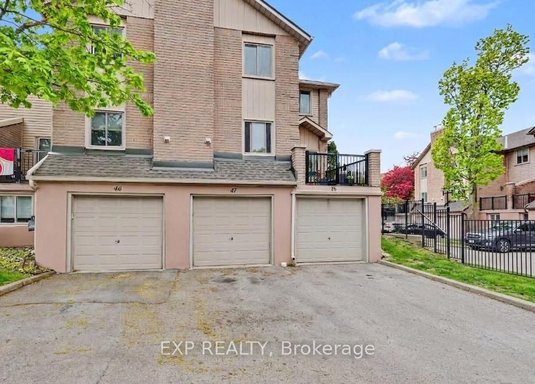 47-38 Elora Drive, Hamilton, ON, L9C 7L6