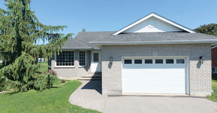 8 Whitney Court, Kawartha Lakes, ON, K9V 6C4 - 3