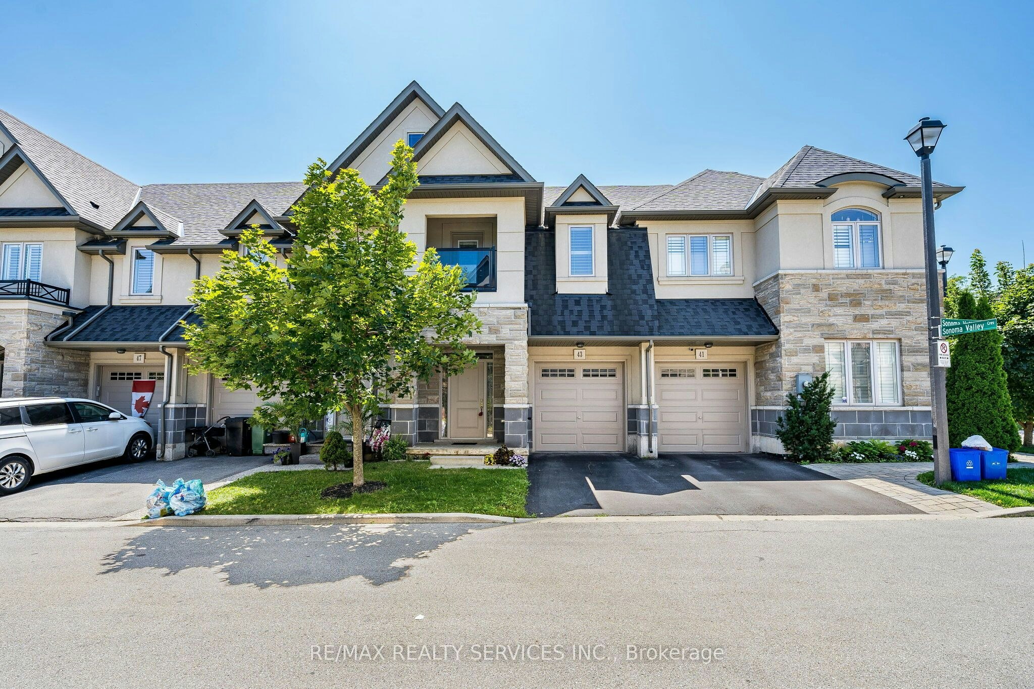 43 Sonoma Valley Crescent, Hamilton, ON, L9B 0J3