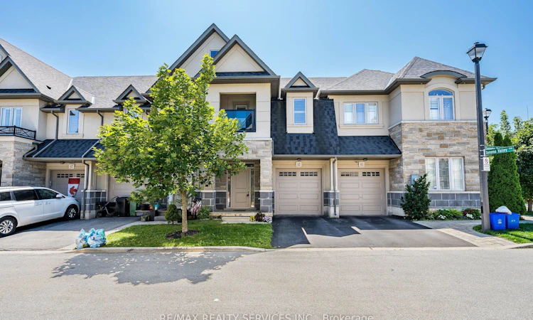 43 Sonoma Valley Crescent