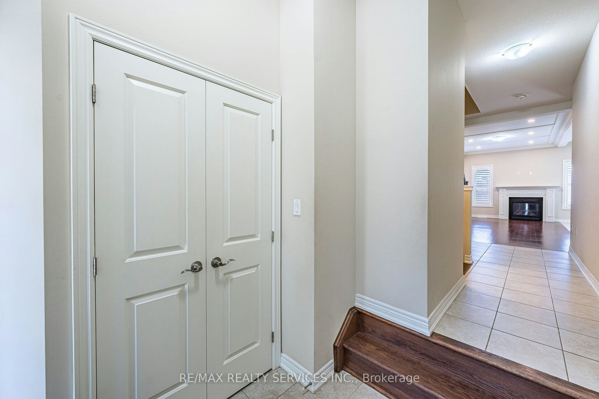 43 Sonoma Valley Crescent, Hamilton, ON, L9B 0J3 - 8