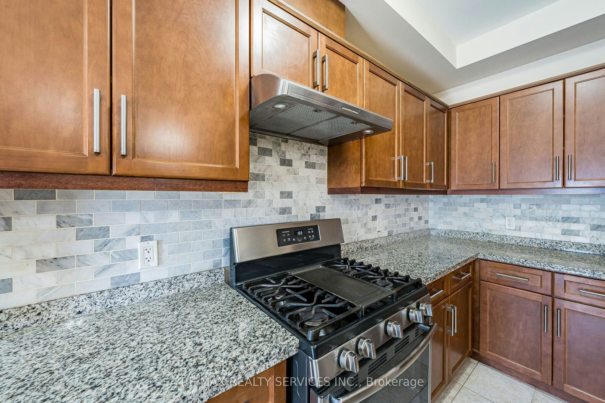 43 Sonoma Valley Crescent, Hamilton, ON, L9B 0J3 - 15