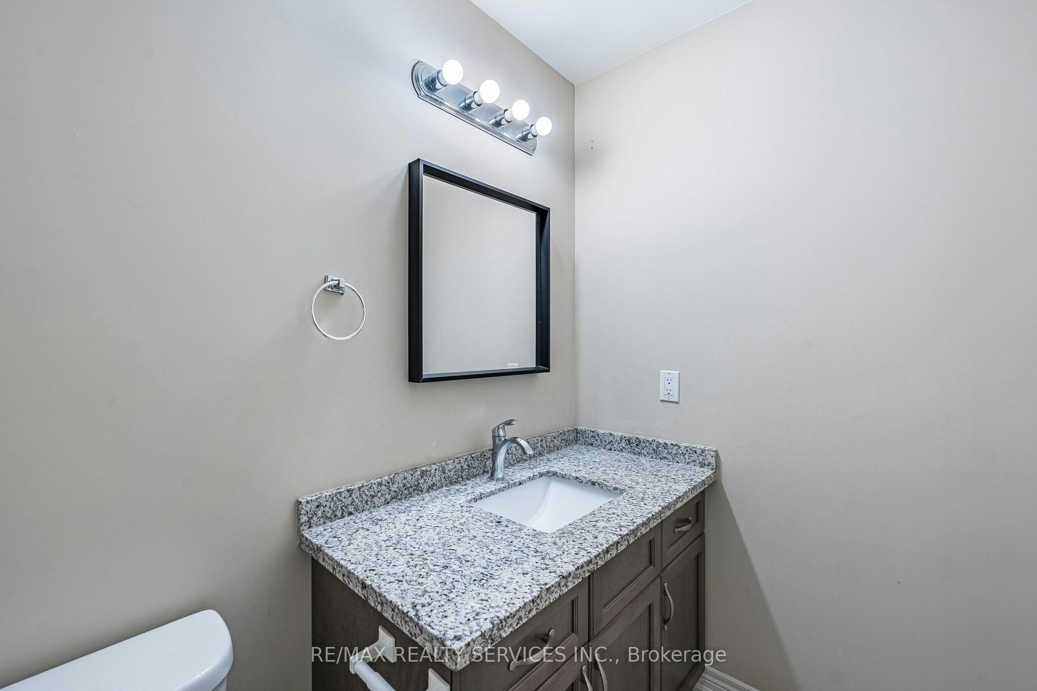 43 Sonoma Valley Crescent, Hamilton, ON, L9B 0J3 - 32