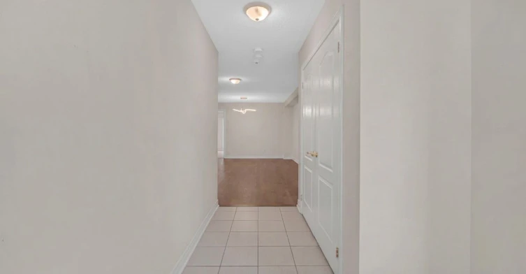 48 Colonel Lyall Street, St. Catharines, ON, L2P 0B3 - 4