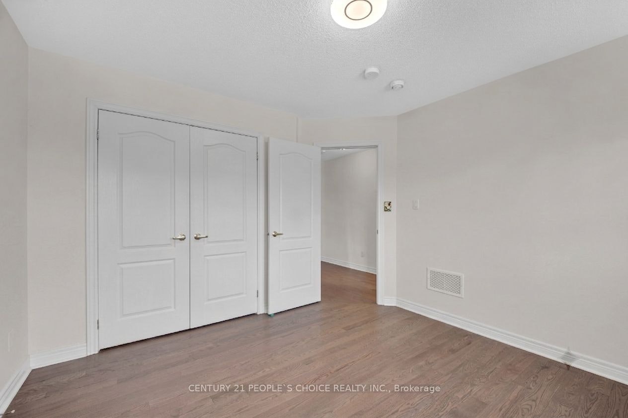 48 Colonel Lyall Street, St. Catharines, ON, L2P 0B3 - 24