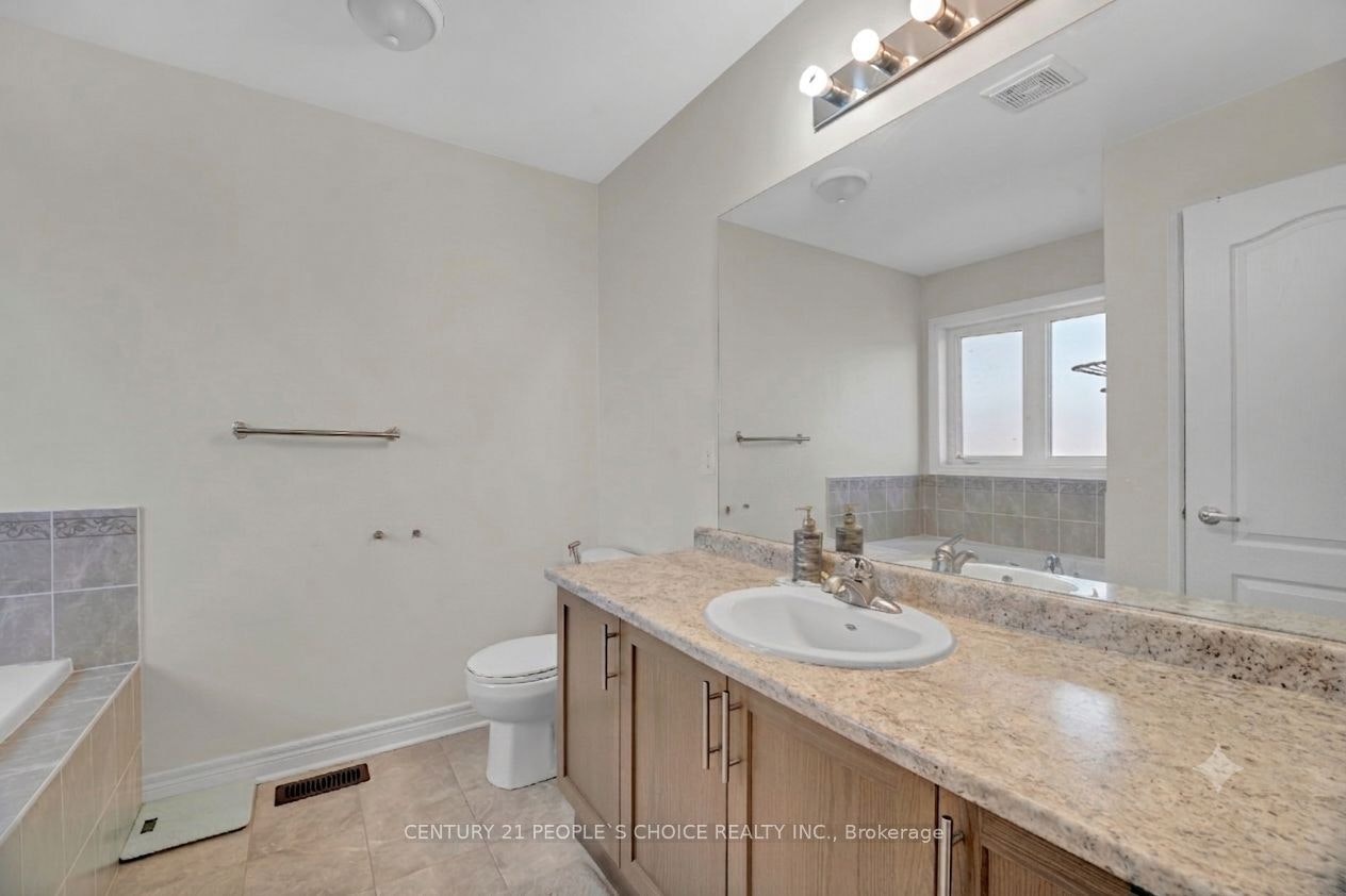 48 Colonel Lyall Street, St. Catharines, ON, L2P 0B3 - 21