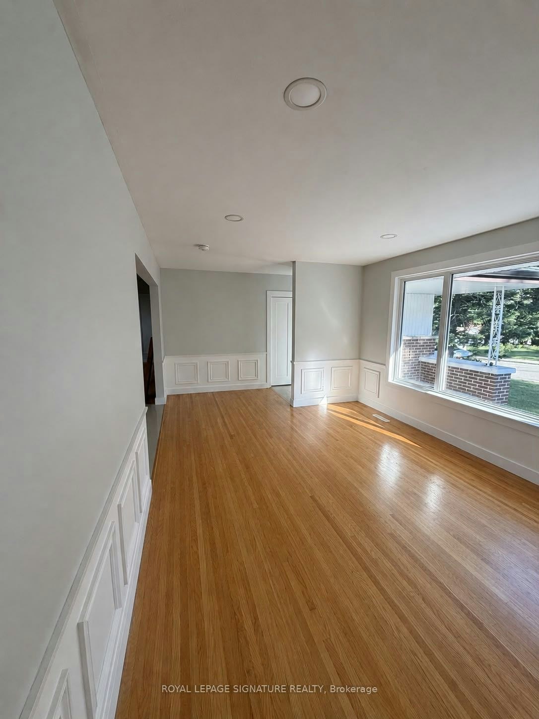 Upper-9 Fieldway Drive, Hamilton, ON, L9A 2L2 - 5