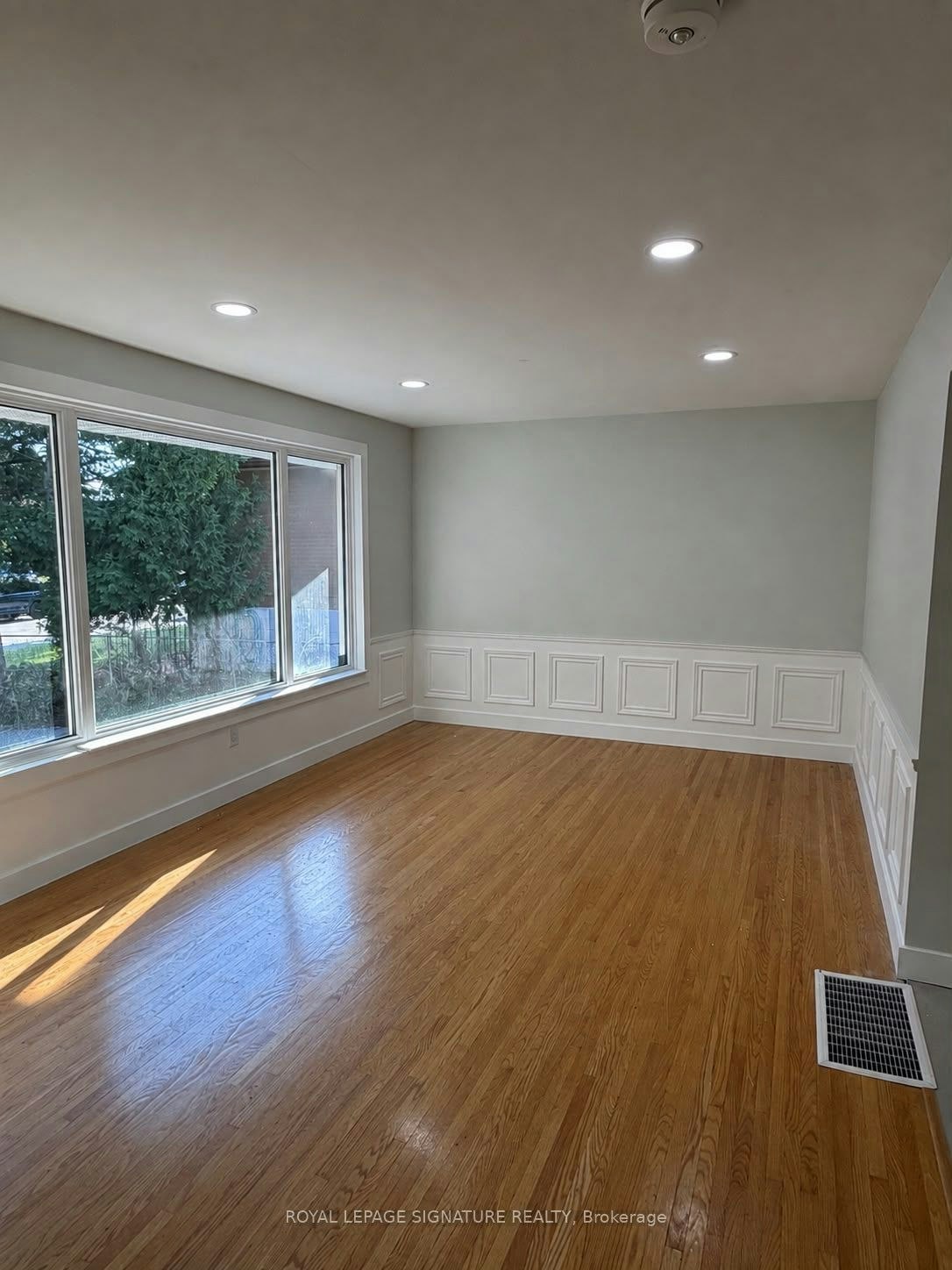 Upper-9 Fieldway Drive, Hamilton, ON, L9A 2L2 - 6