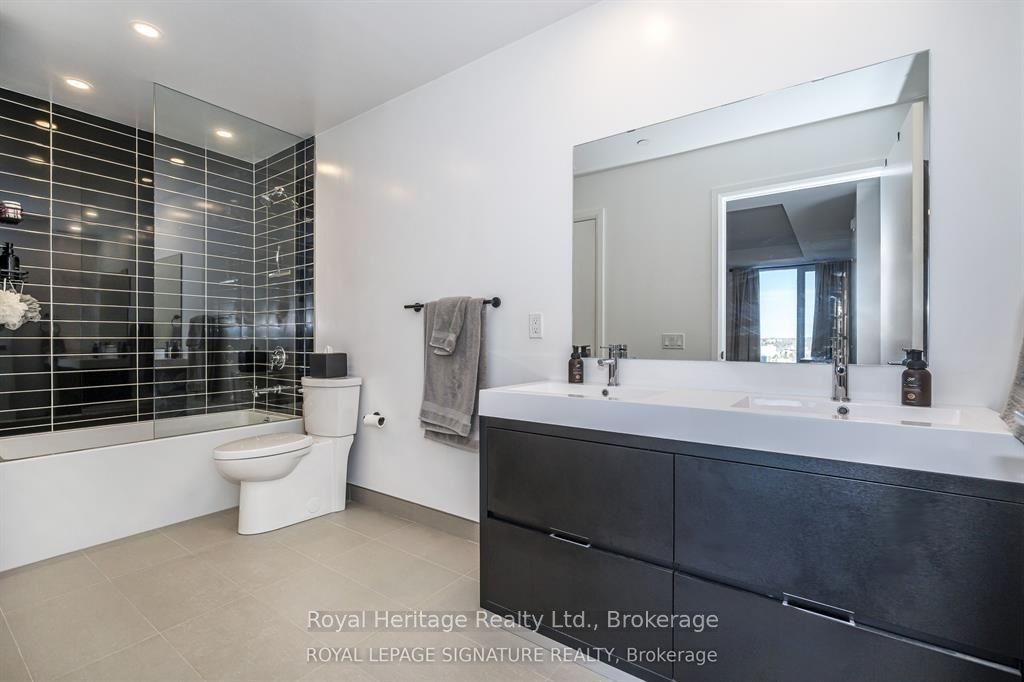 412-195 Hunter Street E, Peterborough, ON, K9H 0K6 - 12