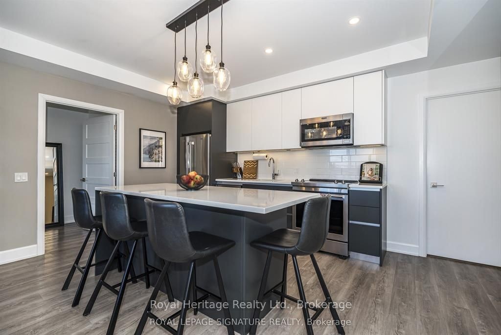 412-195 Hunter Street E, Peterborough, ON, K9H 0K6 - 2
