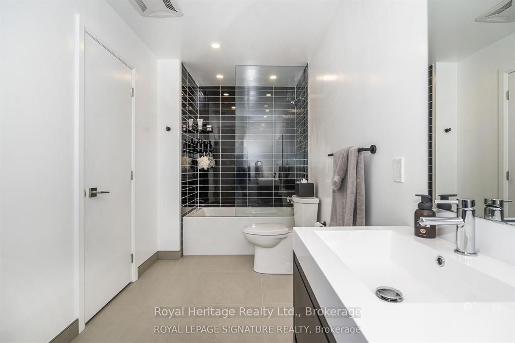 412-195 Hunter Street E, Peterborough, ON, K9H 0K6 - 13