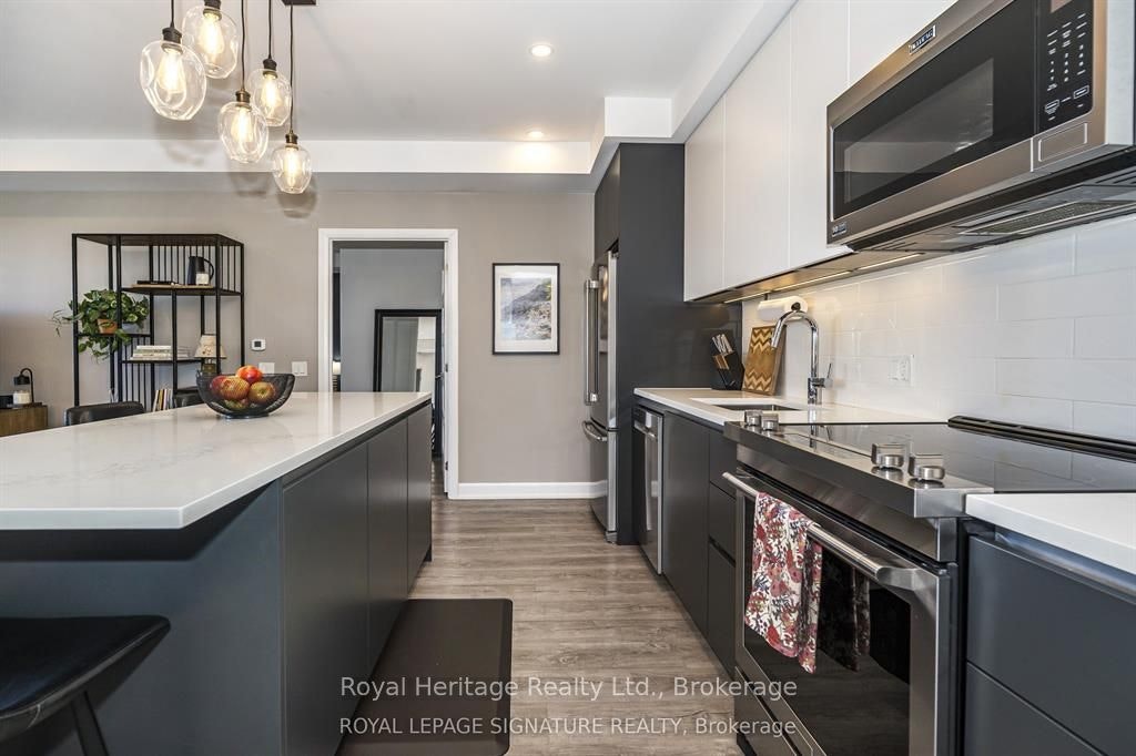 412-195 Hunter Street E, Peterborough, ON, K9H 0K6 - 4