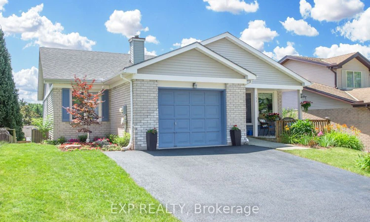 153 Oneida Place