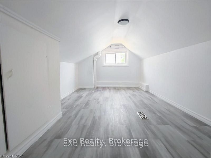 33 Murney Street, Belleville, ON, K8P 3N5 - 15